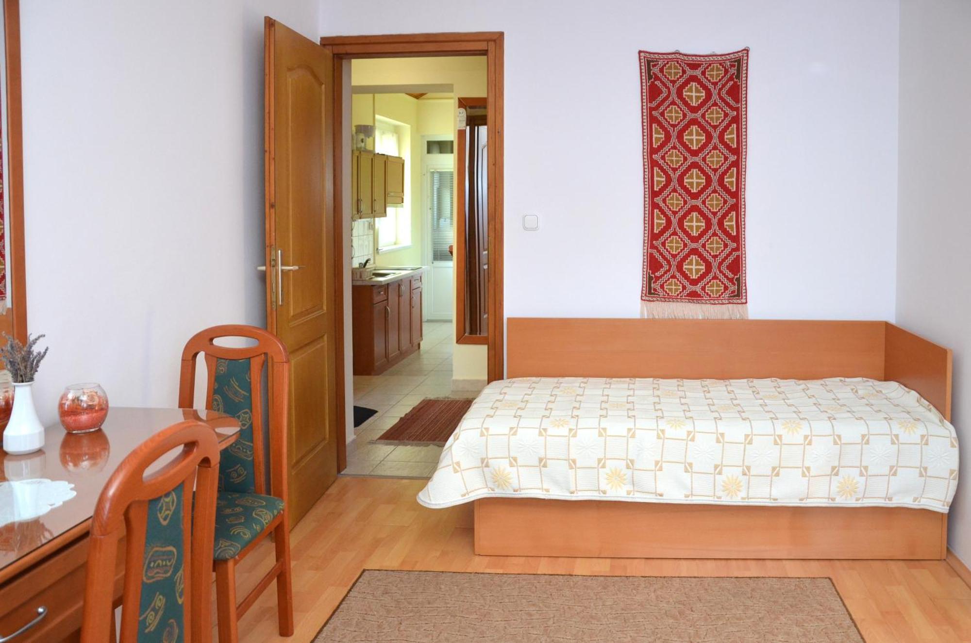 Panorama Apartmanhaz Шарвар Екстер'єр фото